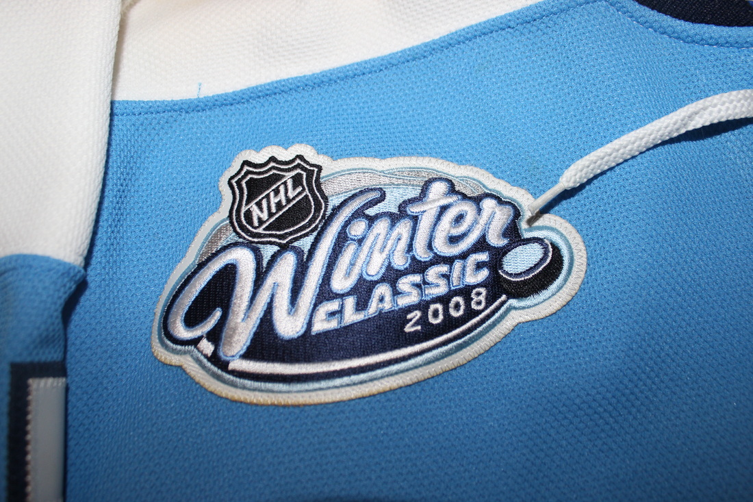 Reebok Sidney Crosby Pittsburgh Penguins 2008 Winter Classic NHL Jersey  Blue L